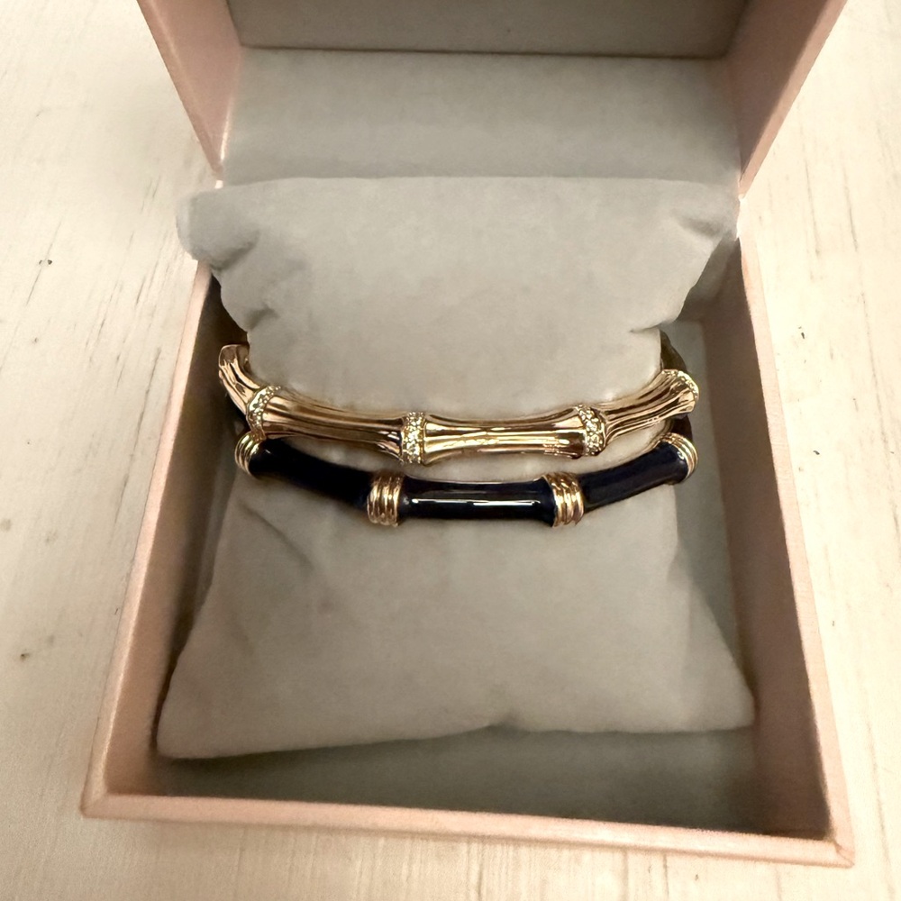 NIB Anabel Aram hinged bamboo enameled gold and navy blue bangles
